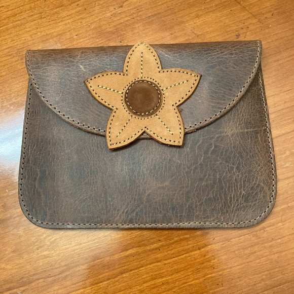 Women Leather Flower Card Wallet Brown By Heathers - Picture 2 of 6
